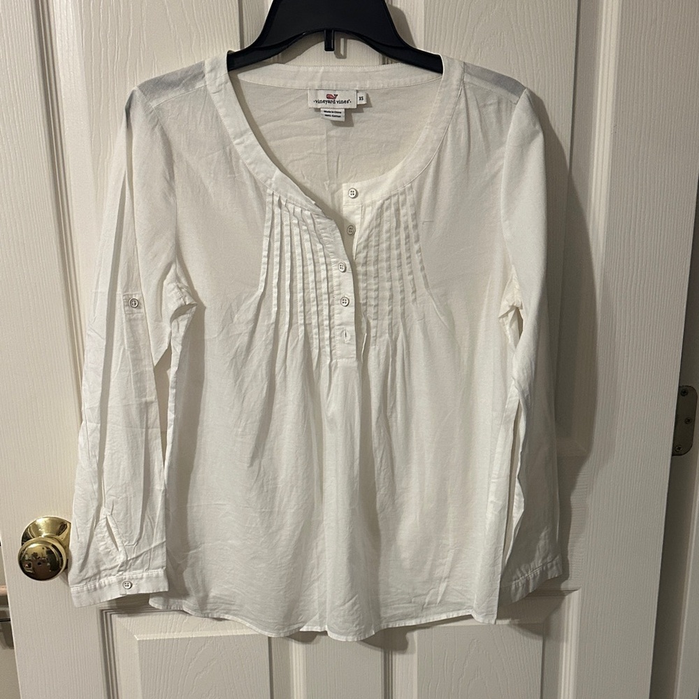 Vineyard Vines blouse